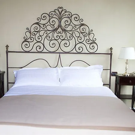 Relais Augusta Nocleg ze śniadaniem