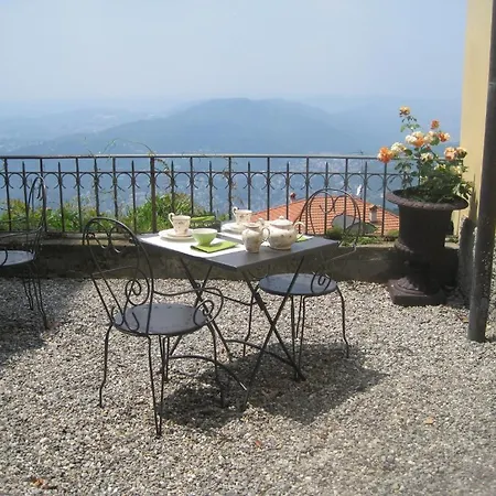 Nocleg ze śniadaniem Relais Augusta *