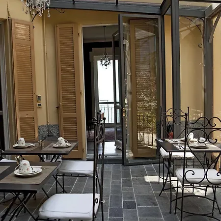Relais Augusta Nocleg ze śniadaniem *